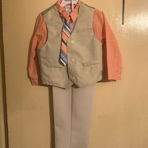 Matching pants suit